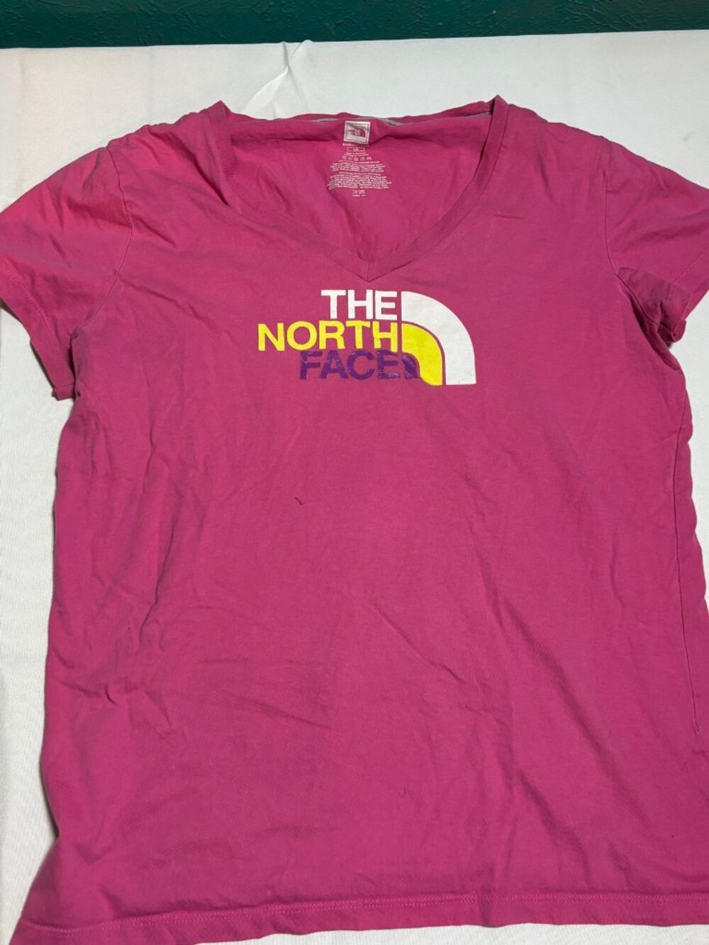 The North Face Women's V-Neck T-Shirt Raspberry Logo